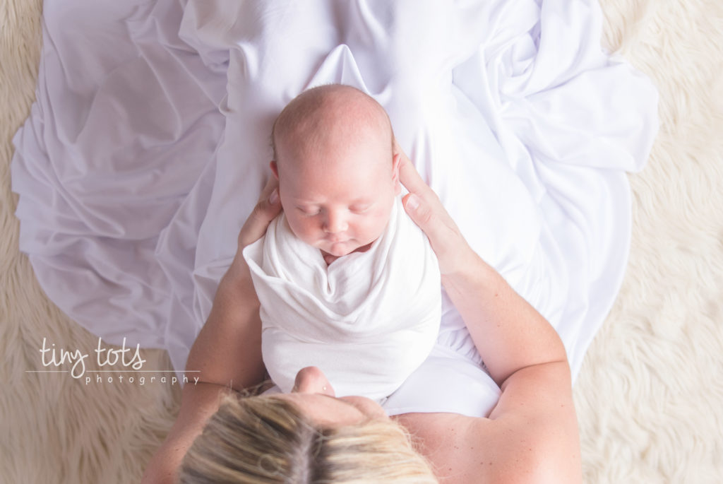 Twinsburg newborn photographer